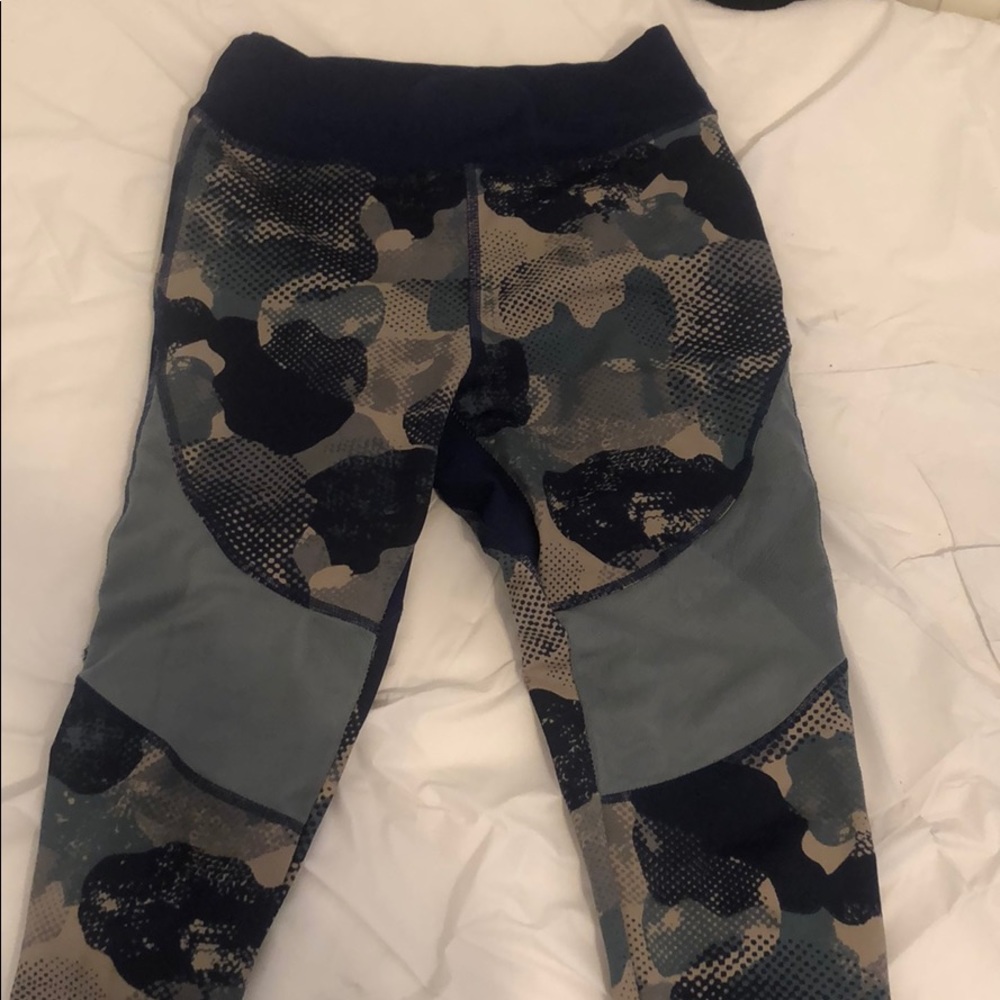 Legging - Picture 2 of 3
